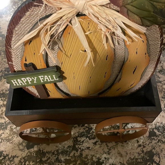 Fall decor - Picture 2 of 4